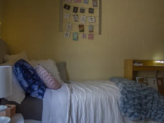 villa del puente dorm room