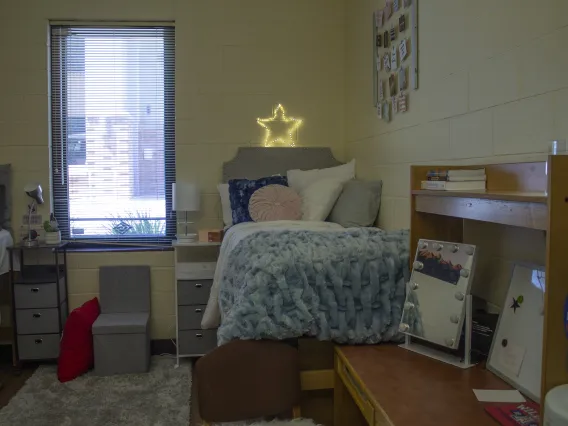 villa del puente dorm room