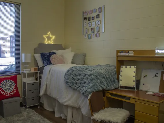 villa del puente dorm room