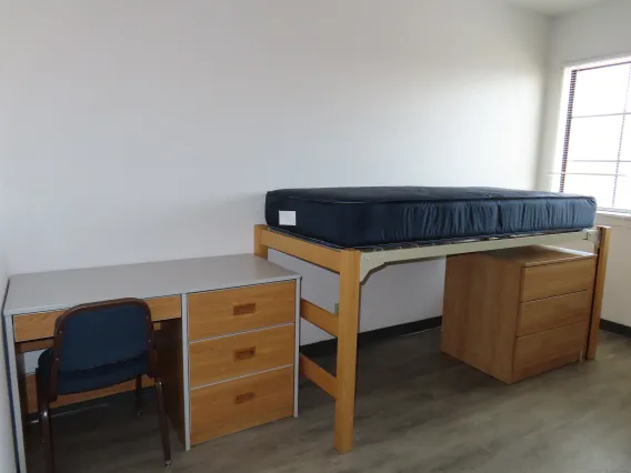 Double dorm room in Pima