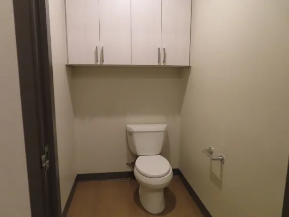 Bathroom in single-suite