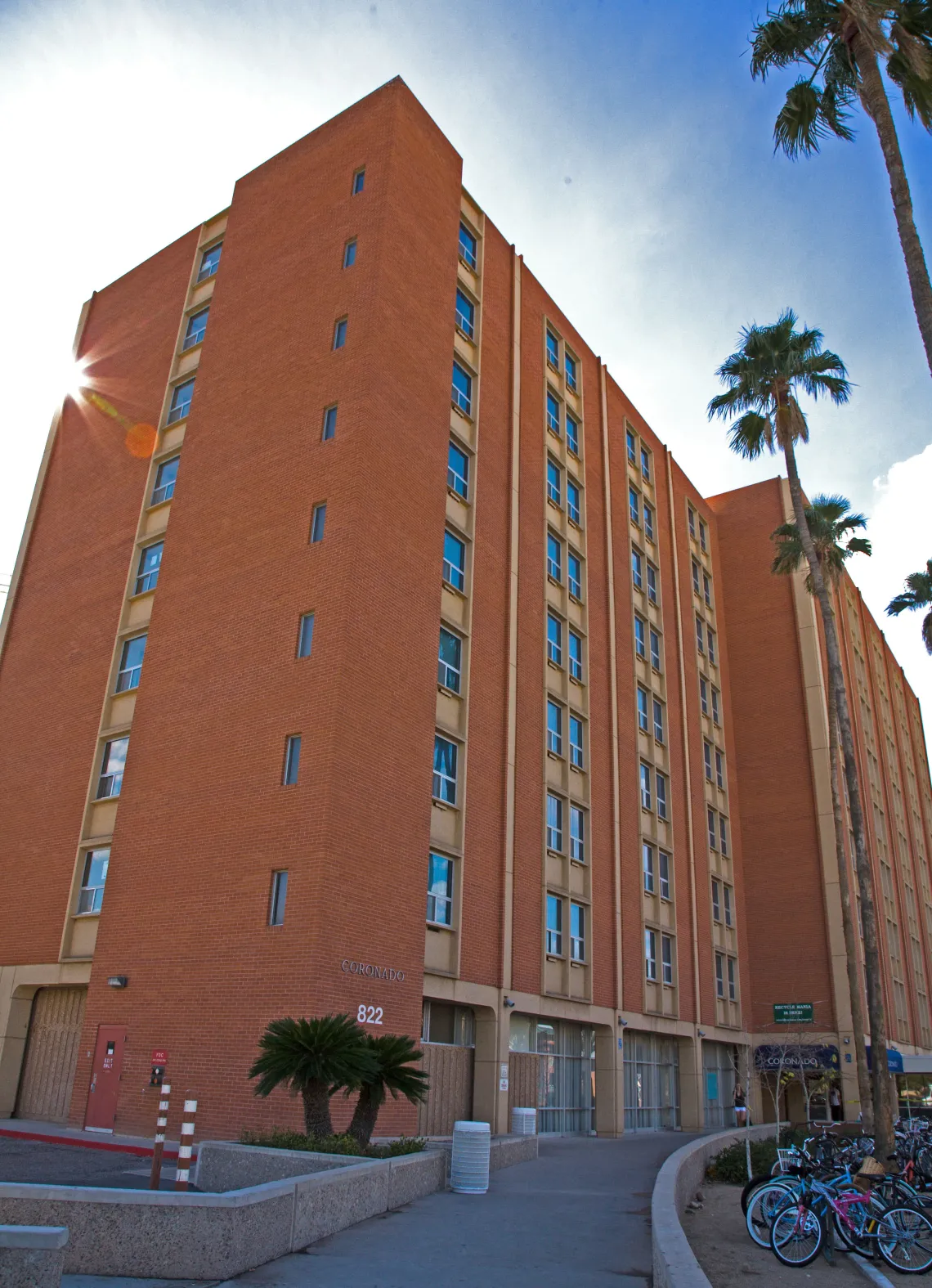 Coronado exterior