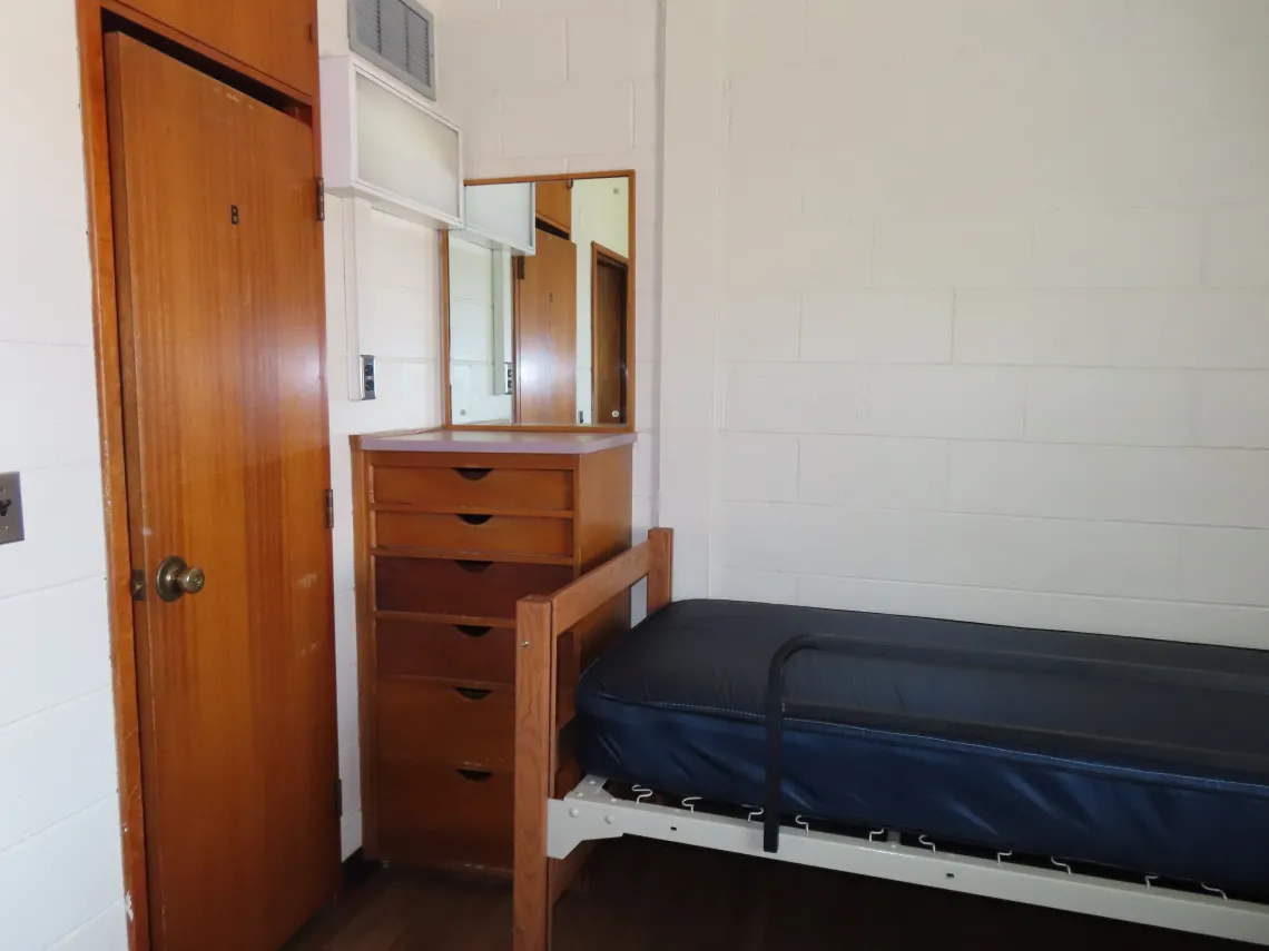 Double dorm room in Coconino