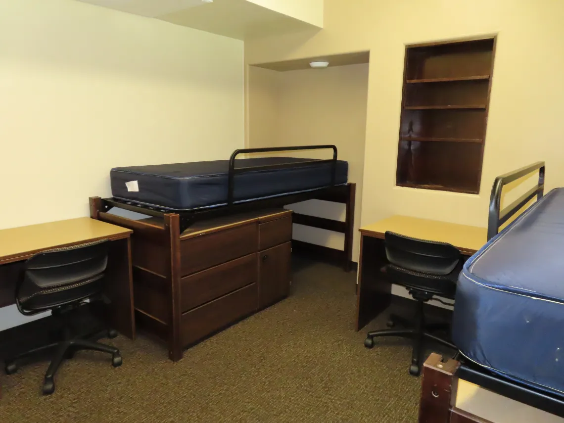 Double dorm room in Gila