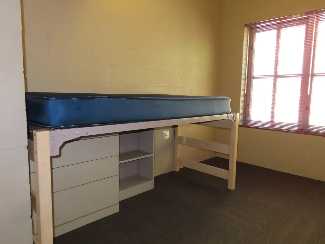 Single dorm room in Colonia de la Paz