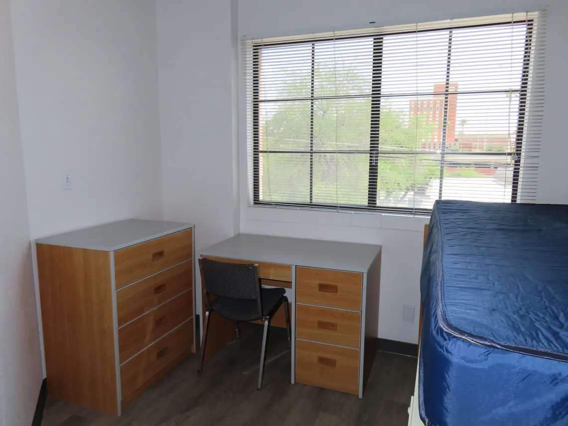 Single dorm room in Pima