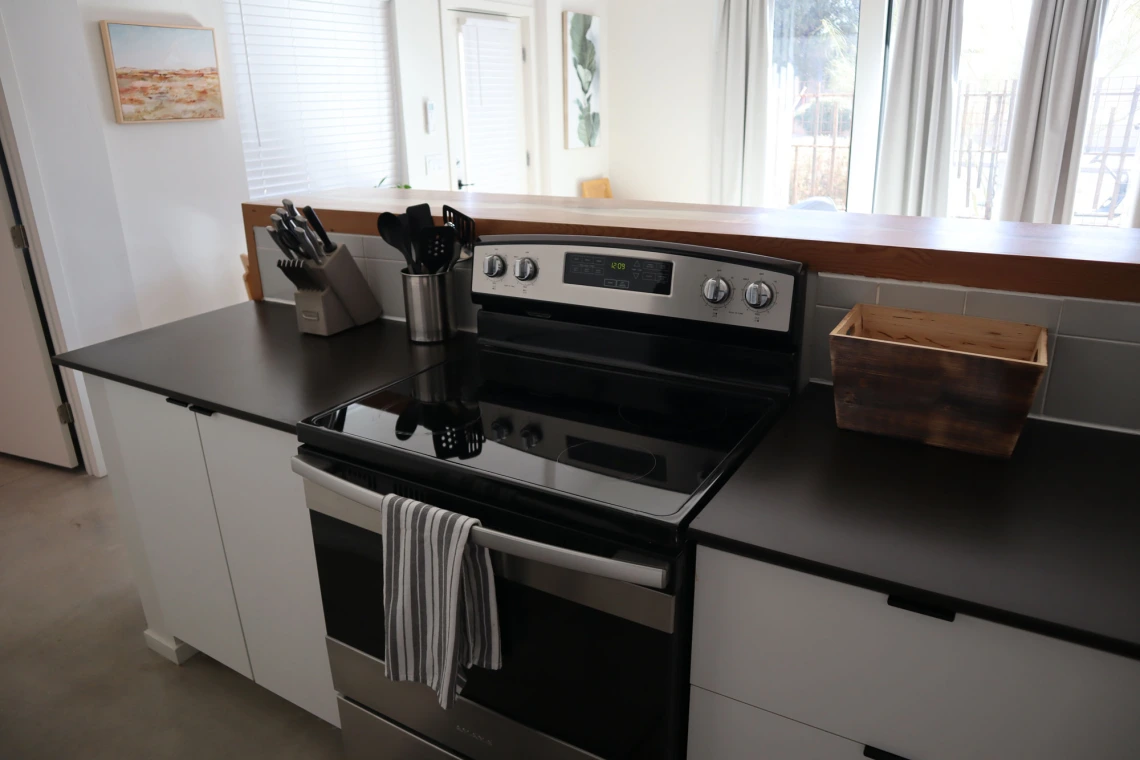 University rowhouse oven and stove cooktop and counterspace