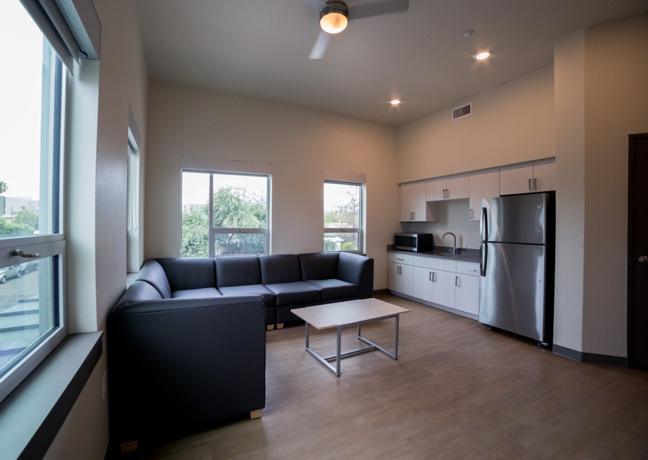Honors Village 4BR Large Apartment